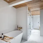 Scandinavian Deluxe House With Private Sauna At Kamppi