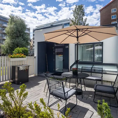 Scandinavian Deluxe House With Private Sauna At Kamppi * 헬싱키