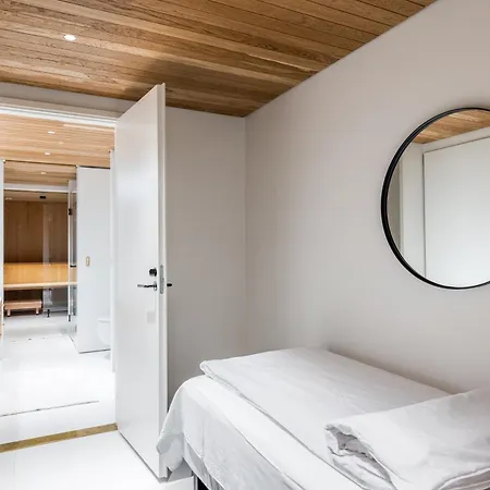 Scandinavian Deluxe House With Private Sauna At Kamppi *